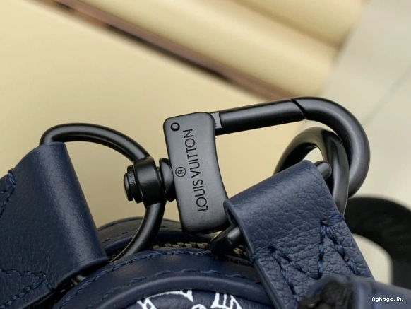VUITTON cm Nano Alpha-24*16*8 LOUIS 0509